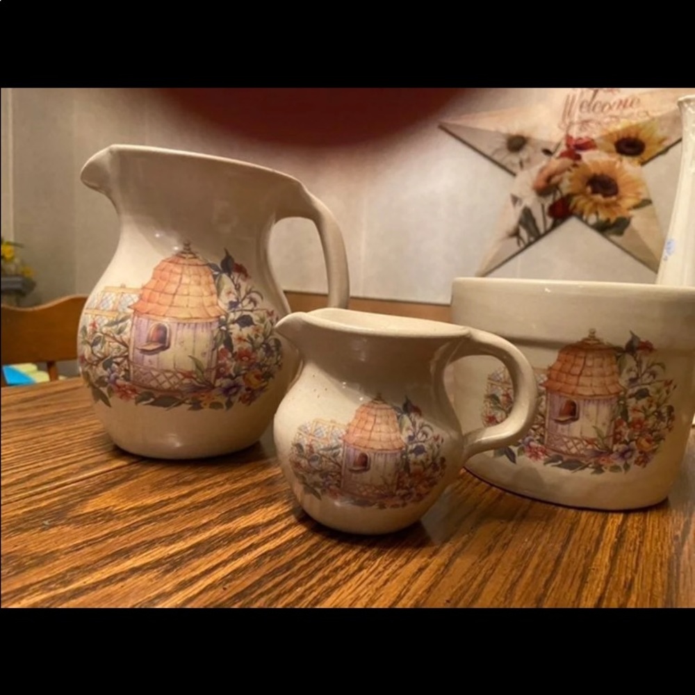 3 pieces pottery